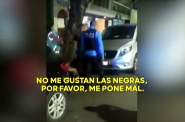 "No me gustan las negras": Denuncian a una mujer por discriminar a una oficial de la Policía de la Ciudad