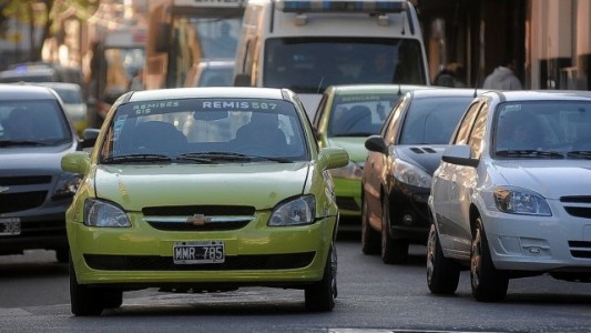 Los factores que explican el faltante de remises en las calles de la ciudad de Santa Fe