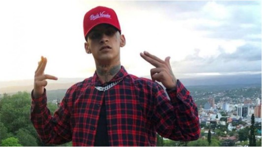 Susto para L- Gante: el avión en el que viajaba sufrió un desperfecto y aterrizó de emergencia