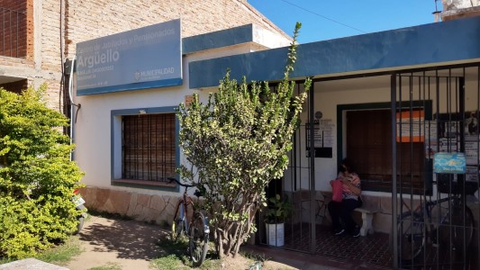 Robaron en un centro de jubilados: se llevaron hasta las muletas