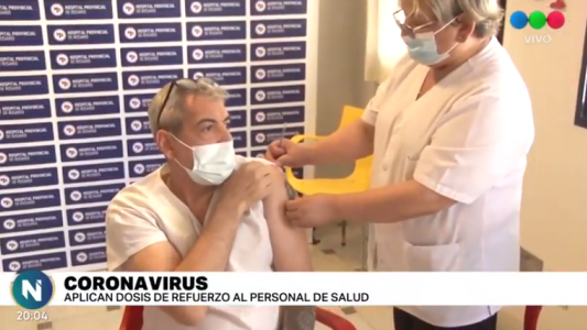 El personal de salud comenzó a recibir la dosis de refuerzo contra el coronavirus