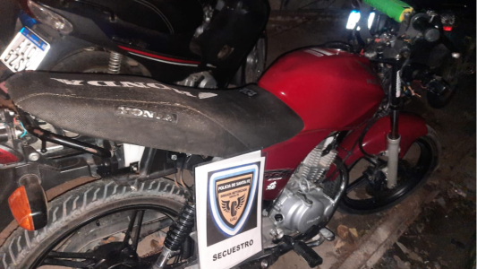 Recuperaron dos motos robadas tras una persecusión que se inició en Iturraspe y Perón