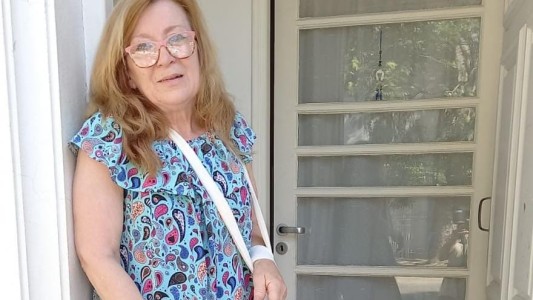 "Creí que me moría": estaba sentada en la vereda y un choque puso su vida en juego