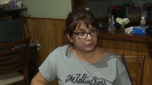 "Es un milagro que esté acá": se recupera en su casa la joven asaltada por un motochorro