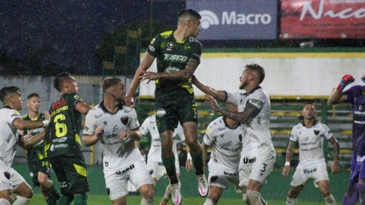 Colón no lo pudo aguantar y Defensa se lo empató en el final