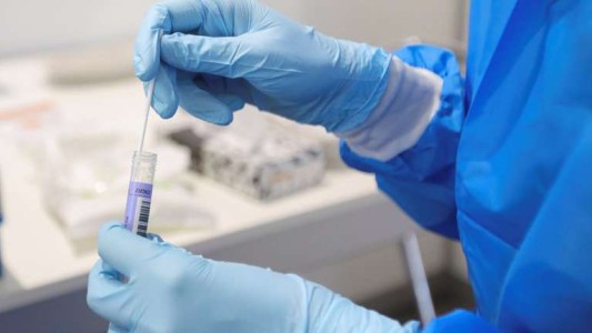 Ómicron: Daniel López Rosetti explicó todo lo que se sabe de la nueva variante del coronavirus