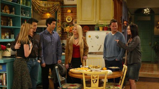 ¿Quién debía ser la pareja final de Chandler en Friends? Una de las actrices lo revela en un divertido TikTok