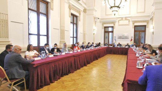 "Esperamos que este encuentro pase de la foto a lo concreto"