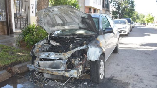 Ordenaron prisión preventiva para los tres acusados de incendiar autos en Santa Fe