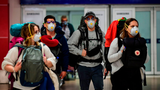 Coronavirus: confirman el primer caso de variante Ómicron en Argentina