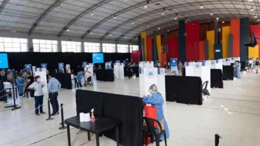 Más de mil santafesinos serán vacunados este lunes contra el Covid