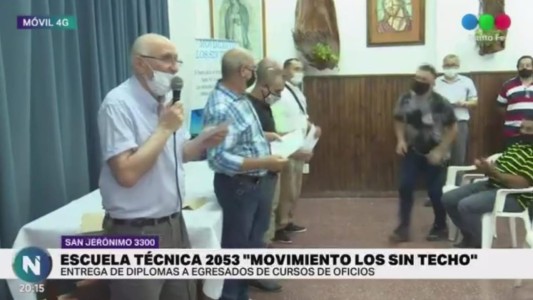 Egresaron los alumnos de la escuela de oficios del Movimiento Los Sin Techo