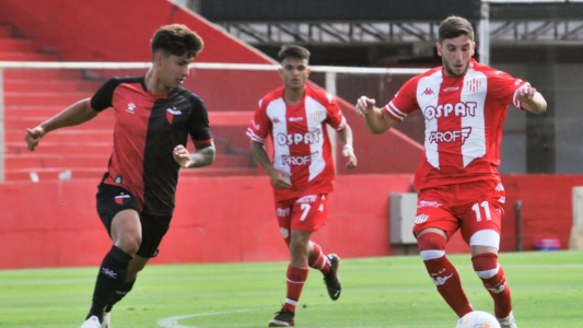 Con polémica sobre el final, el clásico de reserva fue para Colón