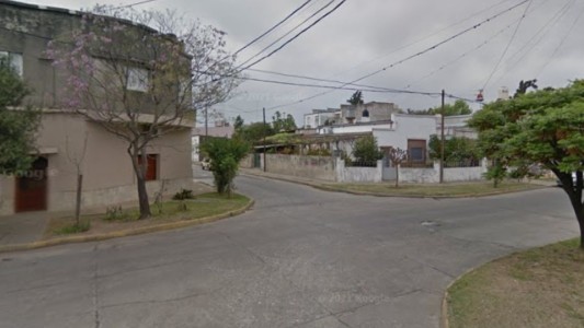 Le robaron la cartera con un auto de alta gama