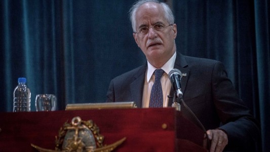 El Ministerio de Defensa inició el trámite para designar al general de División Pereda como nuevo jefe del Ejército