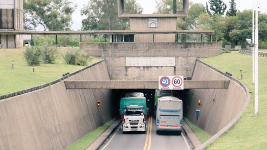 El Túnel Subfluvial celebra sus 52 años inaugurando dos obras que detallan su historia