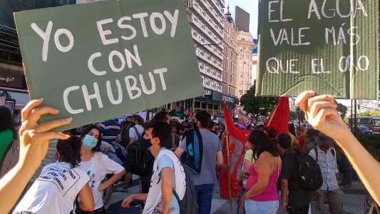 El gobernador de Chubut anunció que derogará ley de zonificación minera