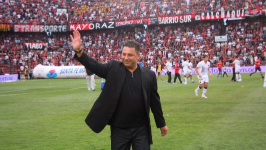 El “Turco” Mohamed podría retornar a Colón tras la salida de Domínguez