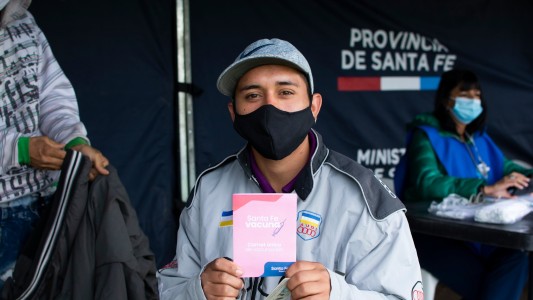 Para Martorano, el pase sanitario "funcionó": 200 mil segundas dosis aplicadas