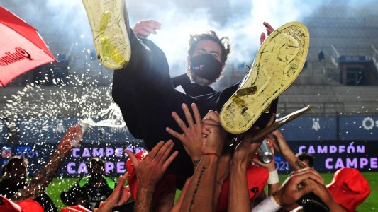 Domínguez: "No le podía dar nada más a este grupo de jugadores"