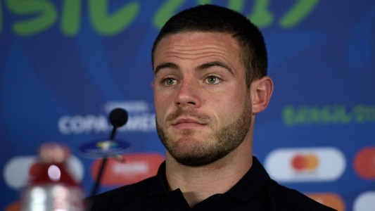 Pidieron la detención del ex jugador de Boca, Nández, por violencia de género