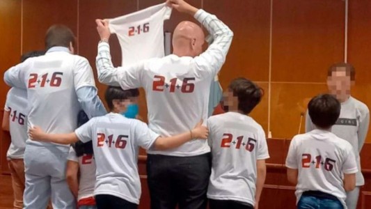 La pareja cordobesa que adoptó a 6 hermanitos salteños: "Le habían pedido una familia a Papá Noel"