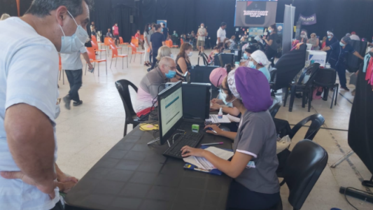 Este martes se vacunará contra el Covid con terceras dosis de AstraZeneca