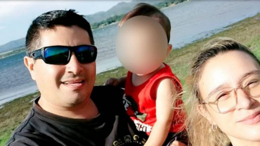 Policías salvaron a un bebé de morir asfixiado, pero de modo remoto