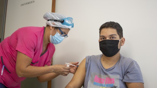 La Sociedad Argentina de Pediatría continúa instando a la vacunación para menores