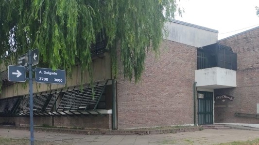 Quiso robar una escuela pero fue detenido mientras intentaba huir