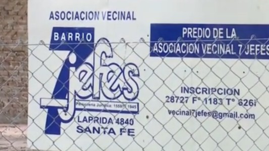 Vecinos de Barrio 7 Jefes realizan una reunión para "que no les tomen más el pelo"