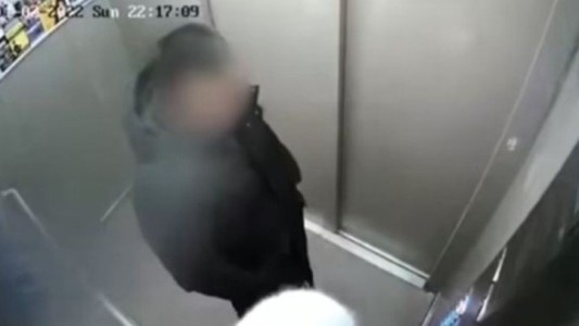 Video: el momento en que un padre golpea a un hombre que intentaba abusar de su hija de 15 años