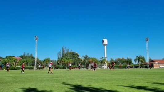 Colón y Patronato igualaron en el amistoso entre equipos titulares