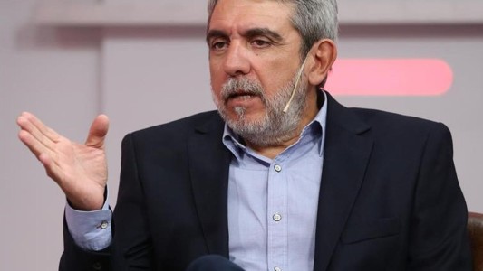 Aníbal Fernández: "Teníamos dos escarbadientes usados para pelear, y ahora a laburar y remar"