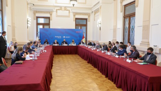 Perotti encabezó la Junta Provincial de Seguridad: participaron los tres poderes