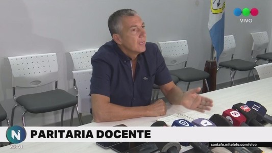 La provincia ofreció un 42,8% de aumento a los docentes
