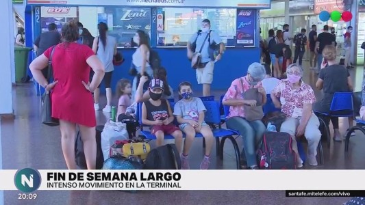 Ante el fin de semana largo, mucho movimiento en la terminal de ómnibus
