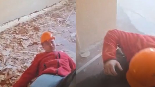 Video viral: Un albañil bromeó al intentar derribar una pared entera y casi muere aplastado