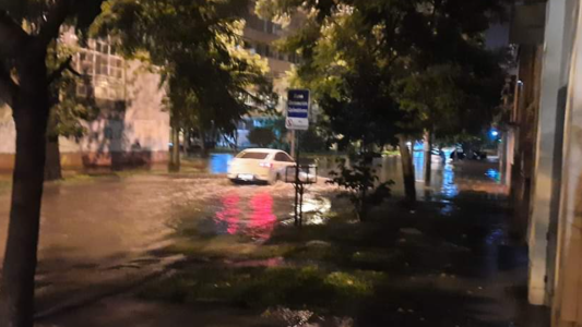 Temporal en Santa Fe: Cayó granizo en algunos lugares y hubo calles anegadas