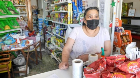 Ladrón diabético entró a robar a una rotisería, comió y se desvaneció