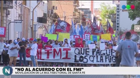 Se realizó una marcha contra el acuerdo con el FMI