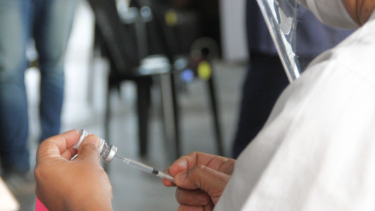 Coronavirus: Continúa este lunes el operativo de vacunación en la ciudad