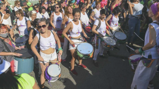 8M: miles de mujeres marchan en su Día por las calles del centro porteño