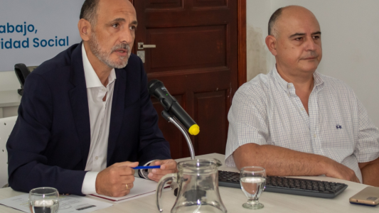 El aumento salarial para el personal de salud será similar al de los docentes