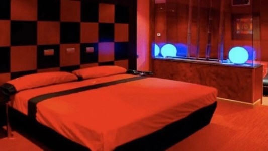 No quiso pagar el hotel alojamiento y terminó detenido