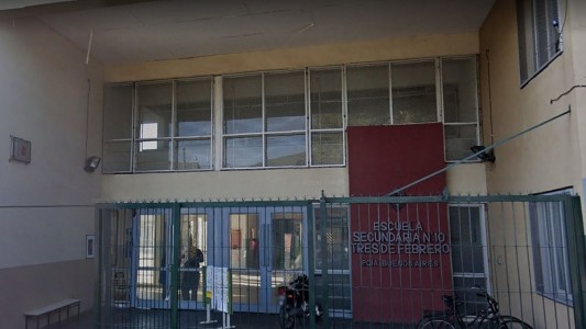 Piden destitución de profesor que pedía "algo a cambio" a alumnas para aprobarlas