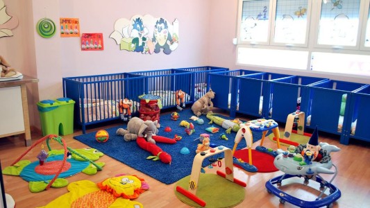 Tras casi 46 años, reglamentaron la obligación de guarderías en los trabajos