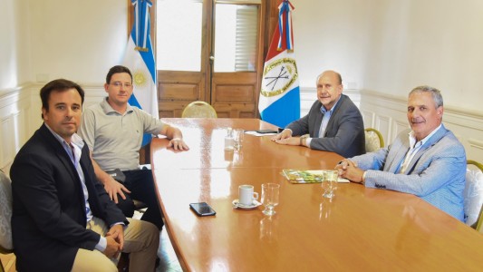 Perotti se reunió con representantes de AFA y Carsfe