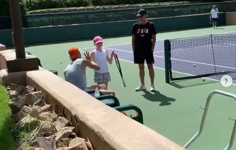 "¿Quieres jugar un par de bolas?": Nadal le jugó a una nena de 10 años