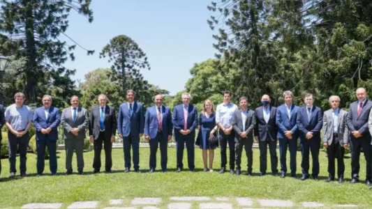 Pelea por la Coparticipación: Perotti viaja hoy a Buenos Aires